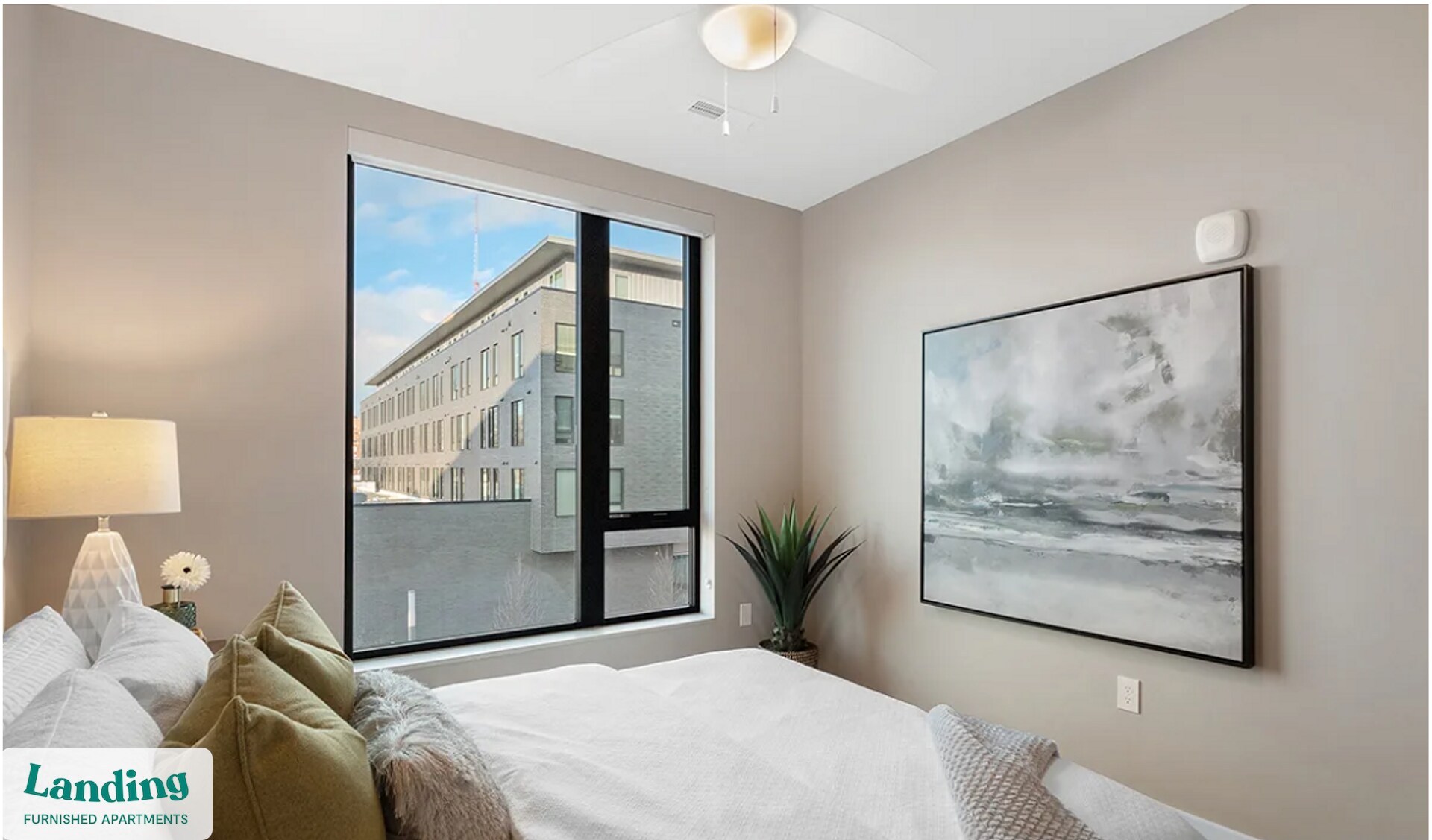 Building Photo - 299 DeBaliviere Ave