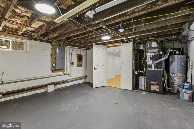 Building Photo - 507 Washburn Ave