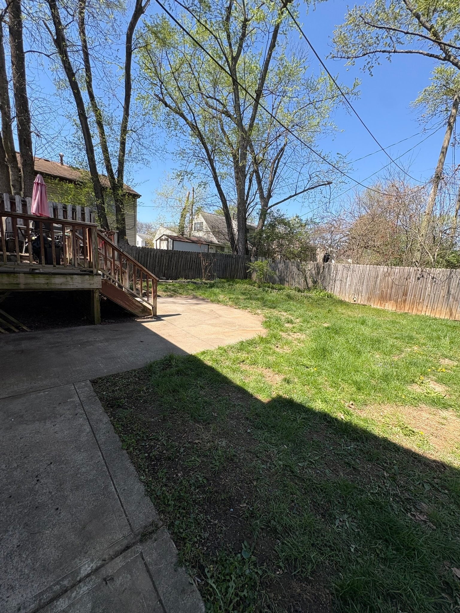 Building Photo - 4564 Dundee Ave