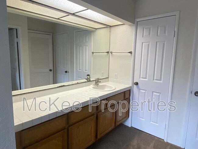 Building Photo - 5645 Friars Rd