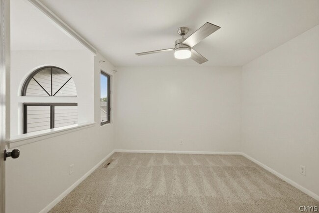 Building Photo - 8457 Bubbling Springs Dr