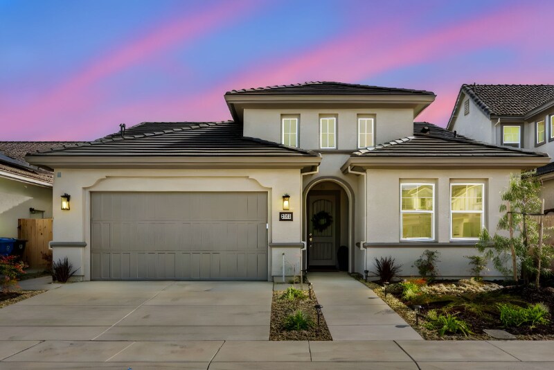 Building Photo - 2522 Amur Ave