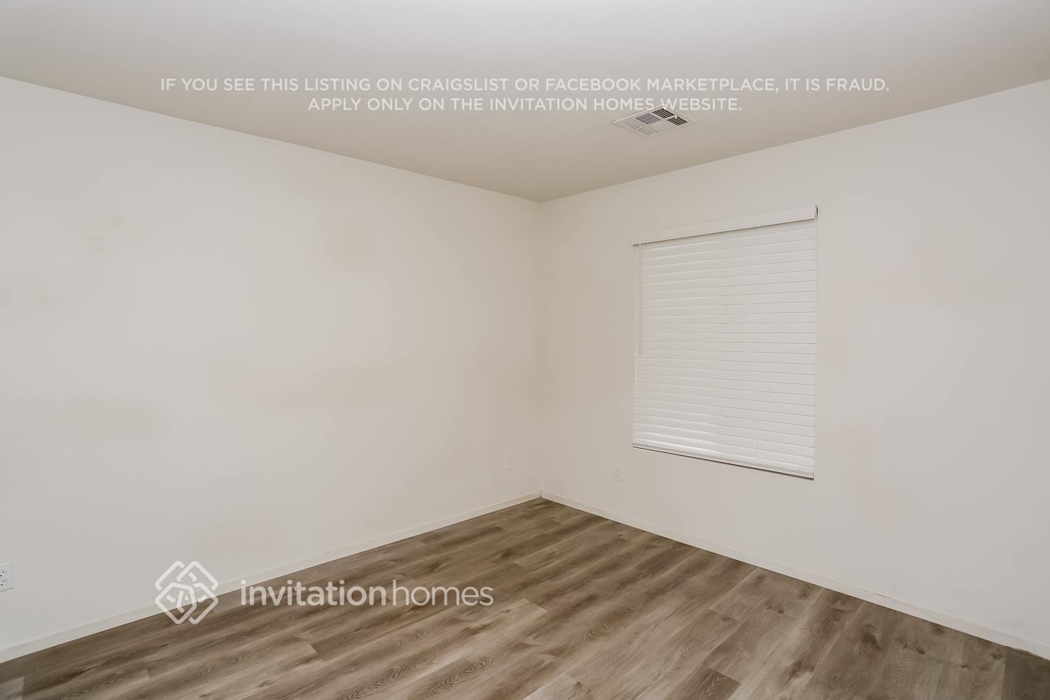 Building Photo - 829 Beefeater Pl