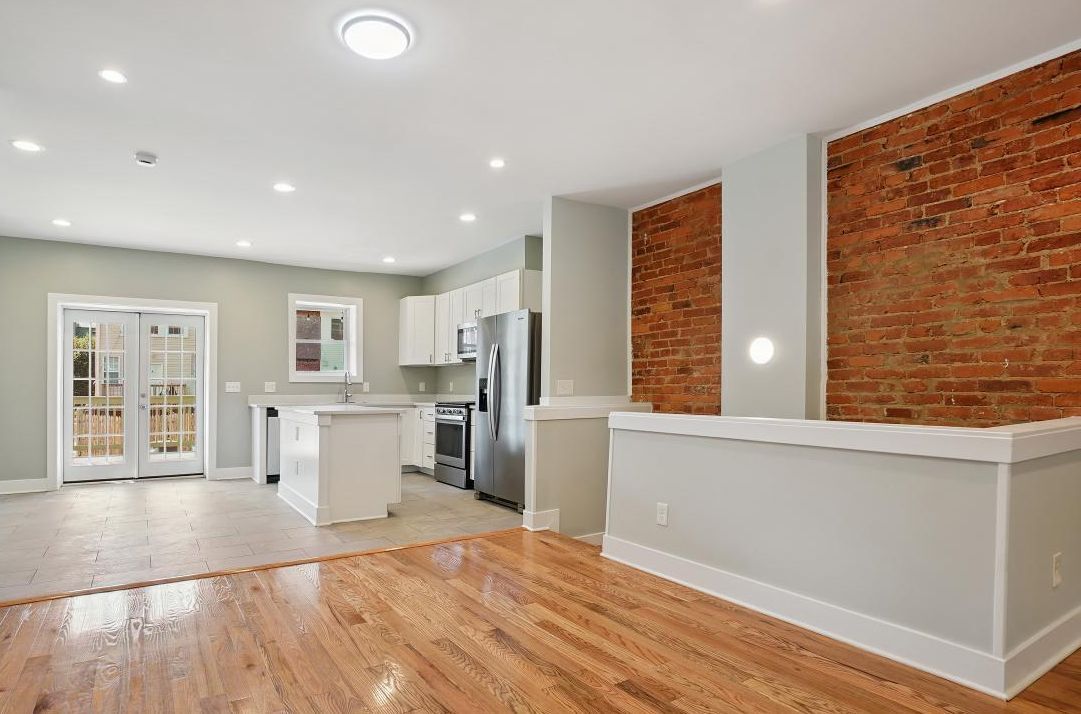 Building Photo - 37 Michigan Ave NE