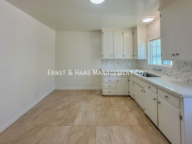 Building Photo - 6576 Falcon Ave