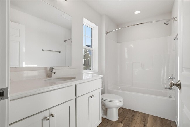 Building Photo - 330 Cattail Ct