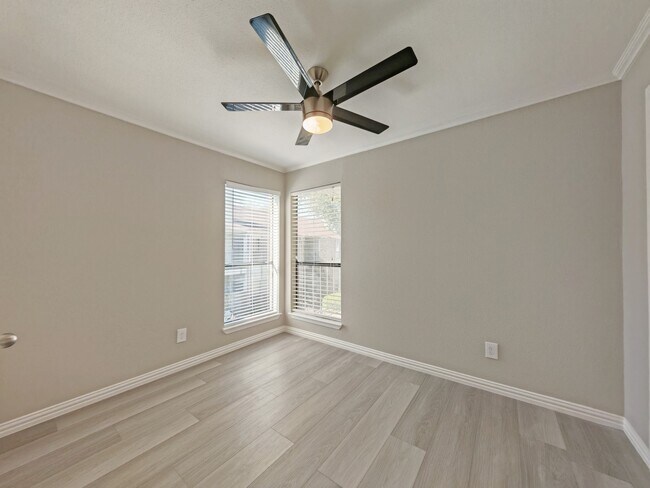 Building Photo - 8100 Cambridge St