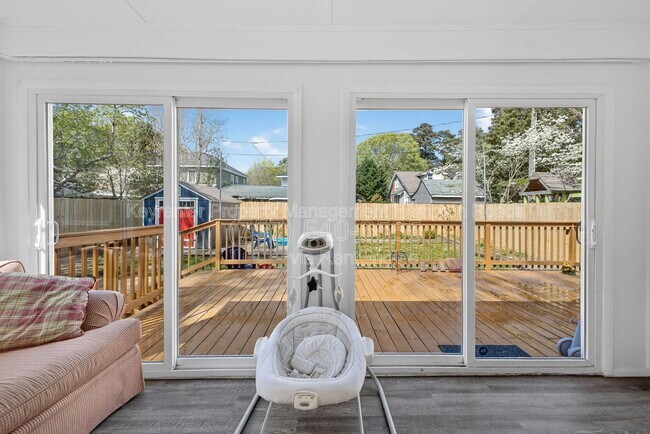 Building Photo - 1620 Melrose Pkwy