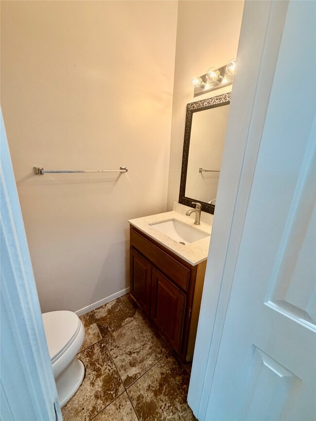 Building Photo - 11830 Oakner Dr