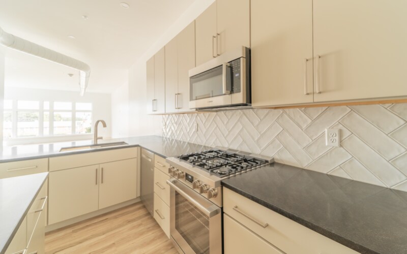 Building Photo - 428 Penn Ave