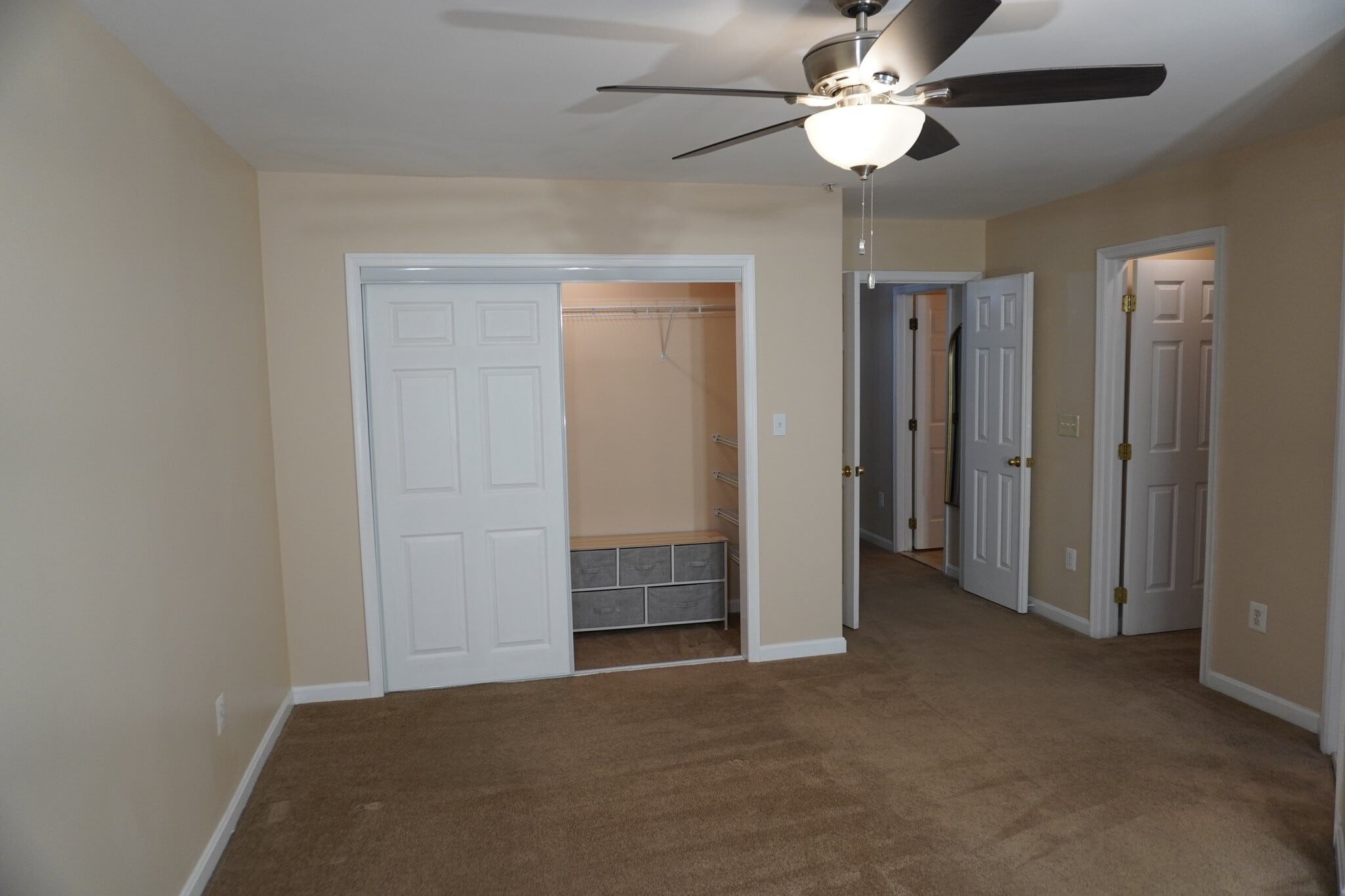 Building Photo - 8381 Township Dr
