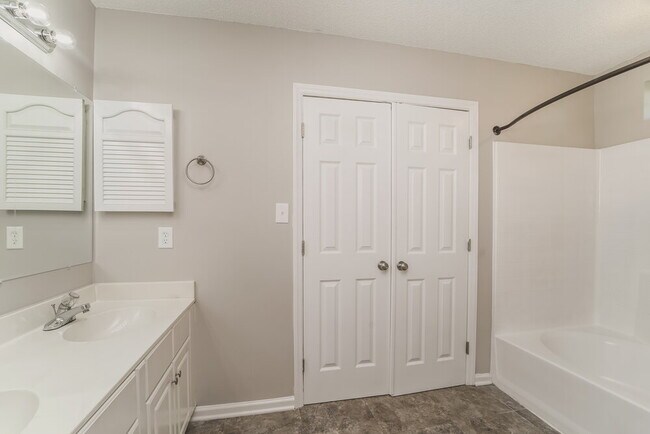 Building Photo - 7224 Cranswick Pl