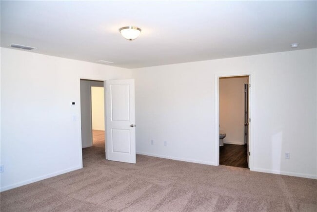 Building Photo - 4374 Kendrick Cir