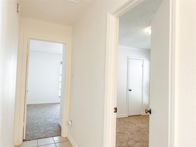 Building Photo - 14231 Anita Marie Ln