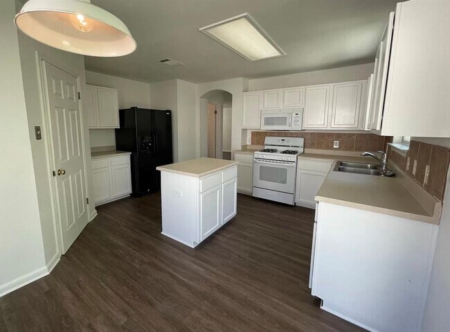 Building Photo - 224 San Felipe Dr