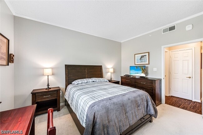 Building Photo - 900 Arbor Lake Dr