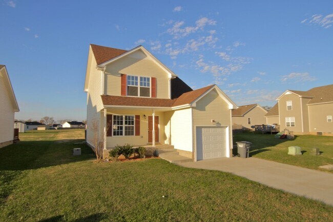 Building Photo - Pet Friendly Three Bedroom!