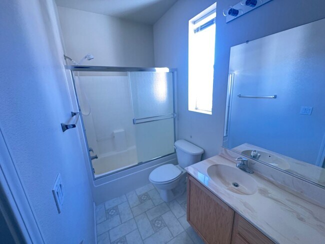 Building Photo - 6141 Ingleston Dr