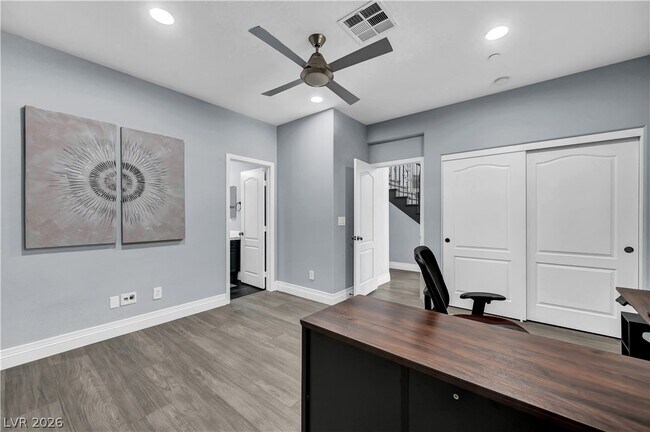 Building Photo - 1289 Vietti St