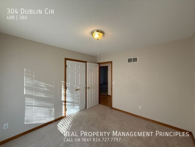 Building Photo - 304 Dublin Cir