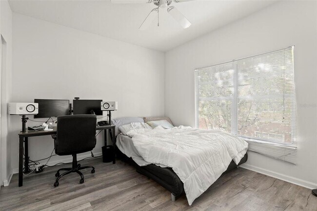 Building Photo - 4207 S Dale Mabry Hwy