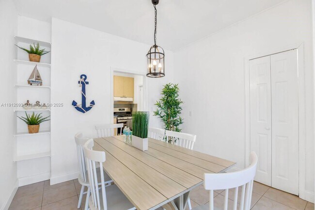 Building Photo - 301 86th St