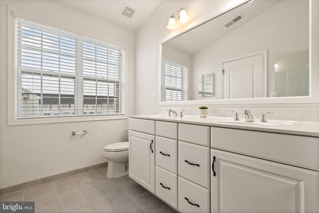 Building Photo - 42988 Atoka Manor Terrace