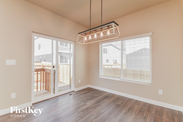 Building Photo - 11147 Murrelet Dr