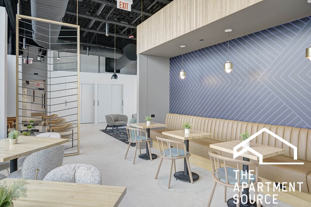 Building Photo - 2155 N Elston Ave