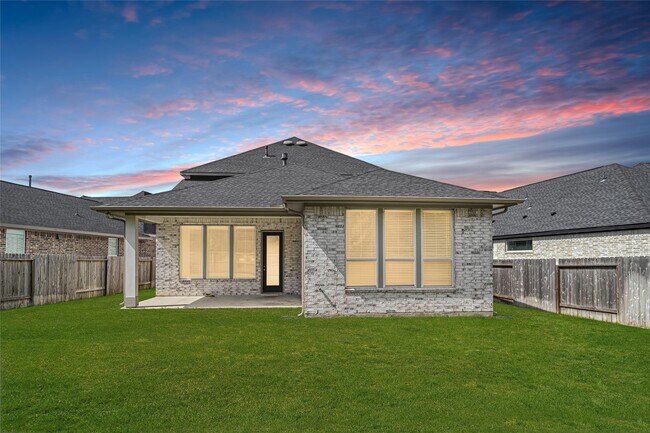 Building Photo - 9339 Galloway Wds Trl