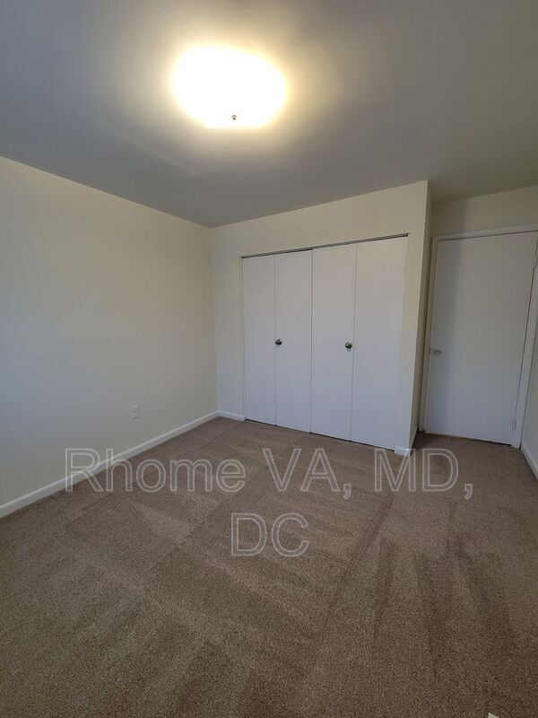 Building Photo - 8830 Piney Branch Rd