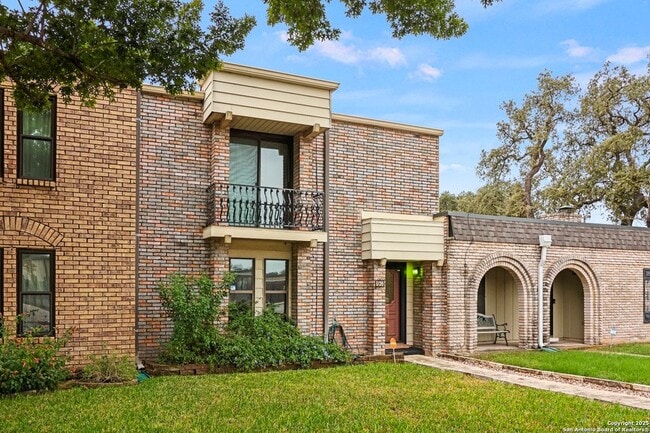 Building Photo - 162 Amistad Blvd