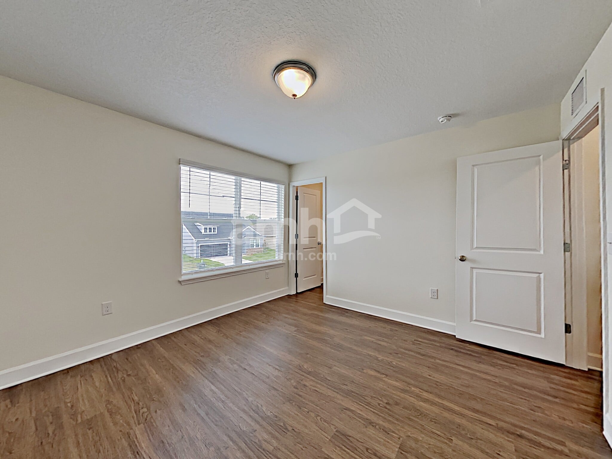 Building Photo - 322 Pine Terrace Dr