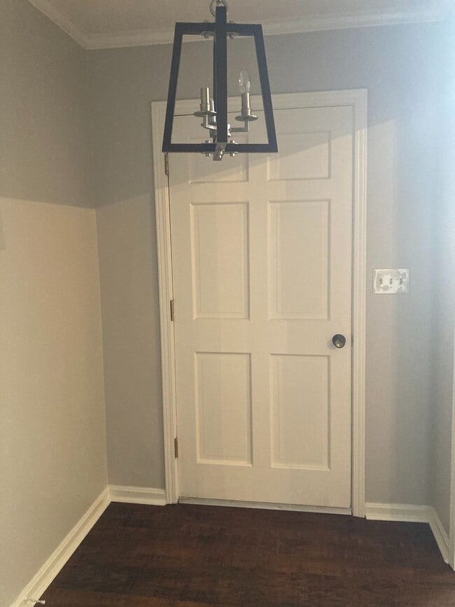 Building Photo - Cozy 3/2 House in East Rome- $1,795