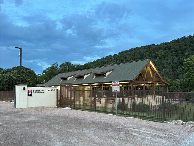 Building Photo - 13105 Appaloosa Chase Dr