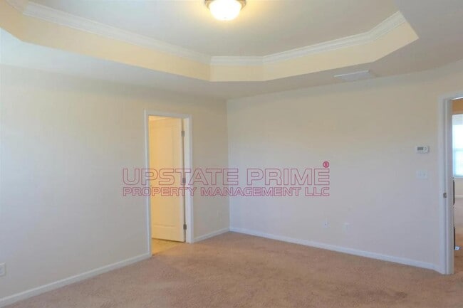 Building Photo - 204 Alderside Pl