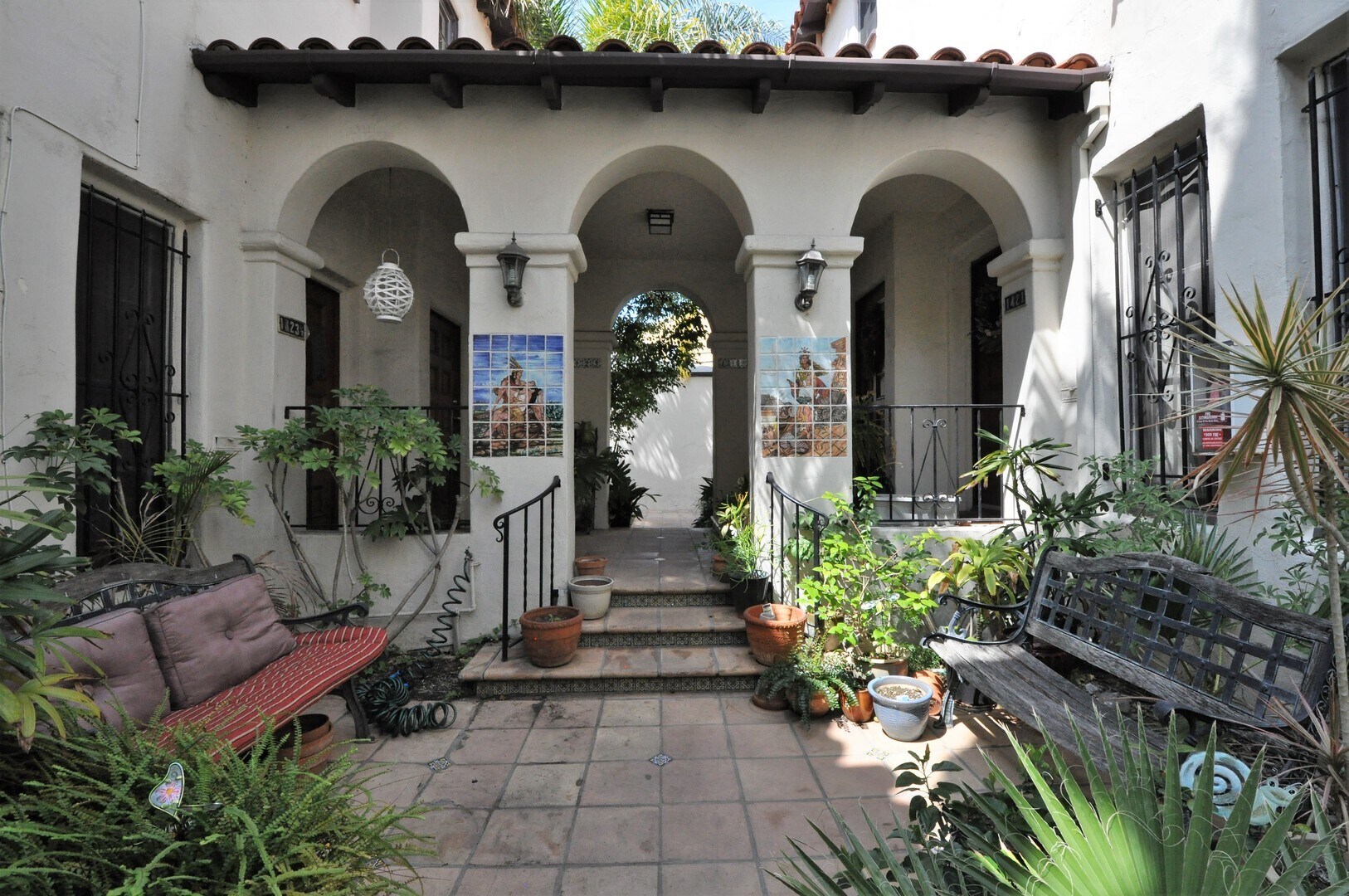 Building Photo - 1417 S Crescent Heights Blvd