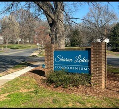 Building Photo - Spacious Updated One Bedroom Unit