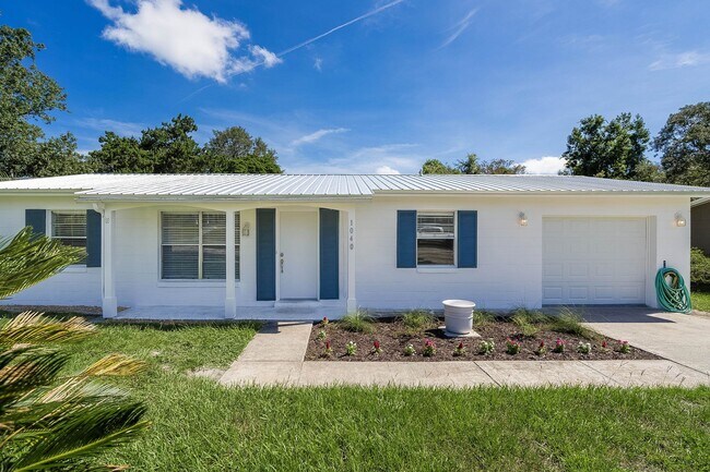 Building Photo - 1040 Dorado Dr