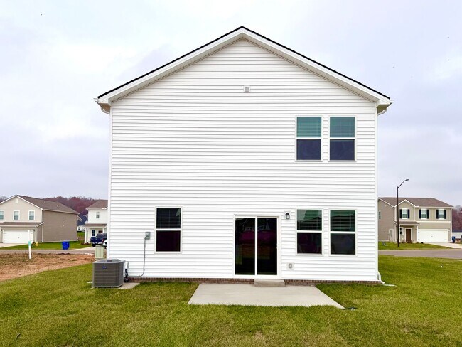 Building Photo - 900 Moray Ln