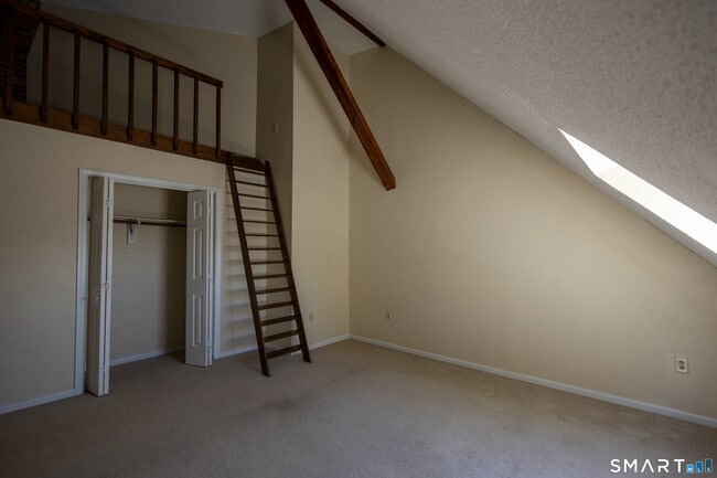 Building Photo - 58 Woodley Ct