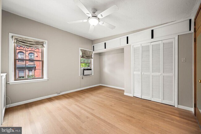 Building Photo - 241 S 23rd St