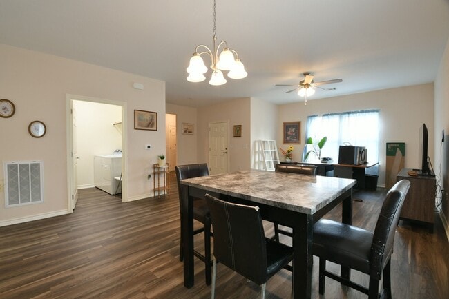 Building Photo - 5817 Gaston