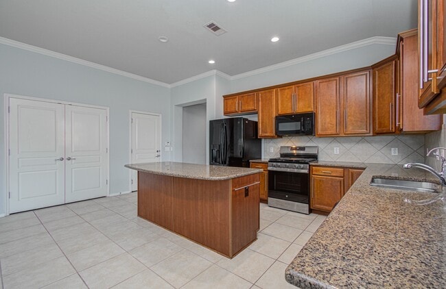 Building Photo - 7142 Breton Bay Pass