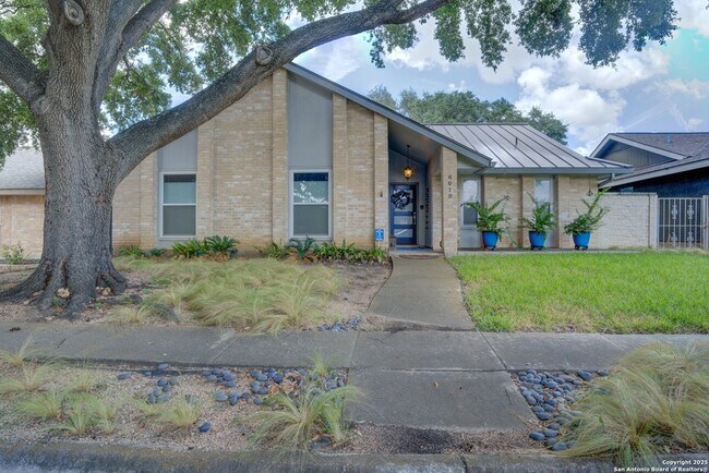 Building Photo - 6019 Royal Breeze