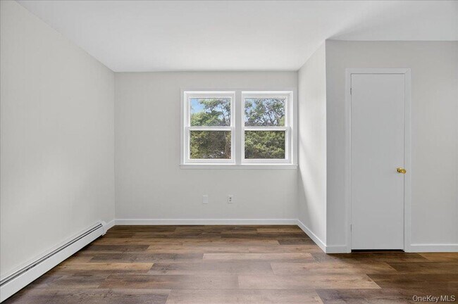 Building Photo - 226 Knoth Rd