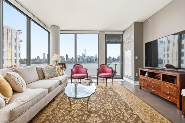 Building Photo - 9 Ave at Port Imperial