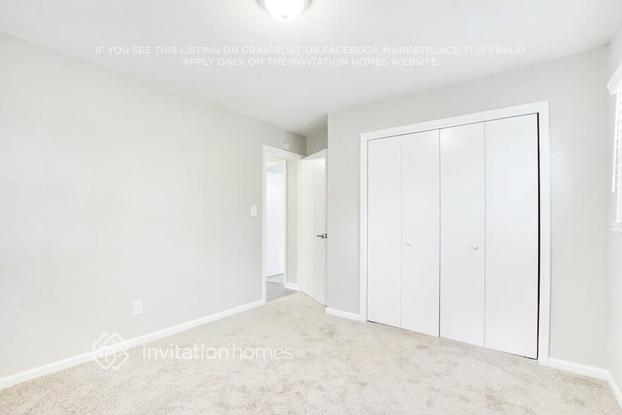 Building Photo - 6395 El Caudillo Ct