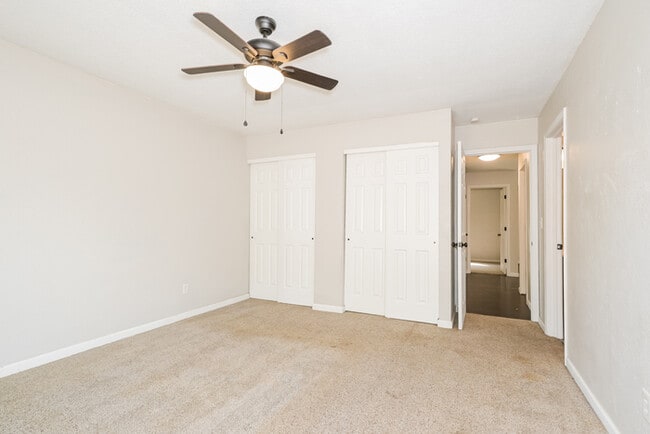 Building Photo - Fantastic 4bd/3ba home! Let yourself in!