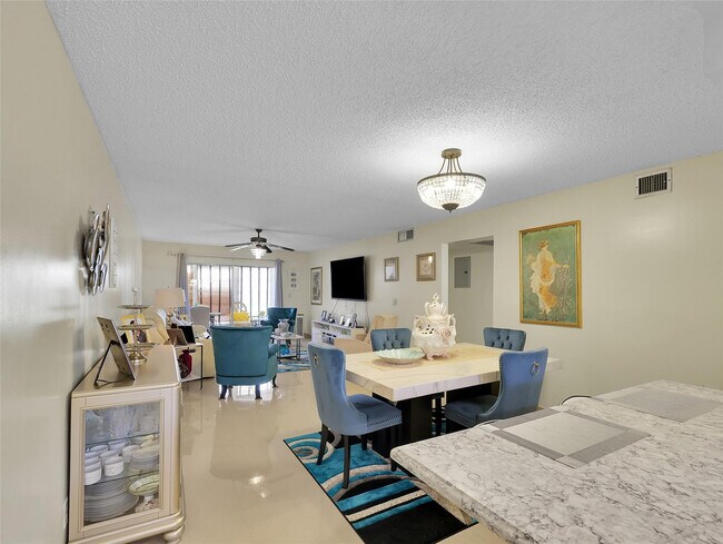 Building Photo - 3405 Bimini Ln